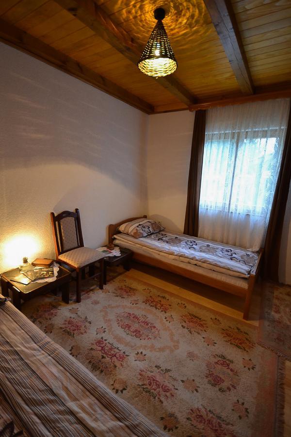 Hotel Antik Foca Exterior foto